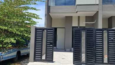 Jual Rumah Siap Huni di Surabaya Kota, Surabaya, Luas 90 m2