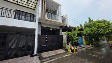 Rumah Minimalis Harga Ekonomis di Surabaya Kota, Surabaya, LB 135m²