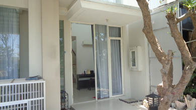 Jual Rumah Megah Luas 144 m2 di Tandes, Surabaya