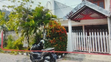 Jual Rumah Cantik LT 228 m2 area Tenggilis Mejoyo, Surabaya