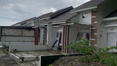 Rumah Modern LT 203 Jual area Driyorejo, Gresik
