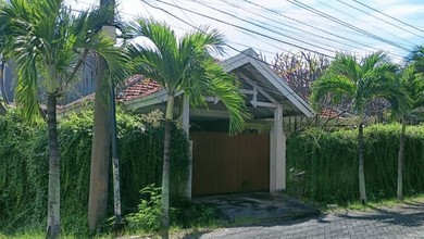 Jual Rumah Cantik Luas 513 m2 area Mulyorejo, Surabaya