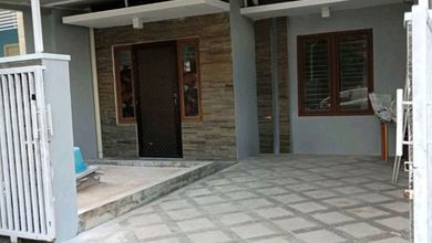 Rumah Siap Tempat dengan LT m2 Unfurnished