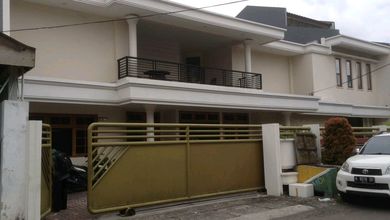 Rumah Dijual di Tambaksari, Surabaya, LB 1000m², Harga Terbaik!