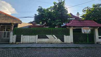 Jual Rumah Bagus LT 125 m2 di Sukomanunggal, Surabaya