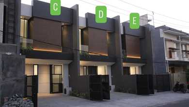 Jual Rumah Siap Tinggal area Kutisari, Surabaya, LT 102 m2