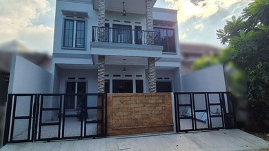 Jual Rumah Siap Tinggal di BSD, Tangerang, LT 135 m2