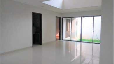 Jual Rumah Bagus Luas 200 m2 area BSD, Tangerang