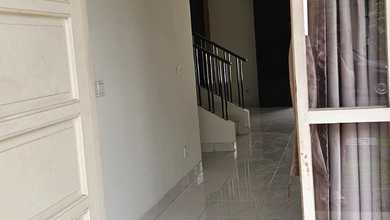 Rumah Megah Semi Furnished Lokasi Strategis Daerah Gading Serpong