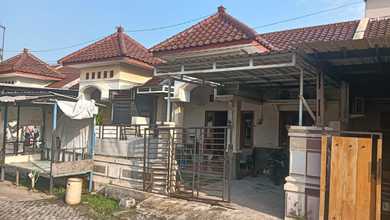 Rumah Sederhana di Area Menganti, Gresik, LT 105m², Harga 275 Juta