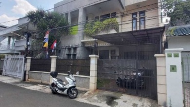 Jual Rumah Megah Luas 176 m2 Kawasan Palmerah, Jakarta Barat
