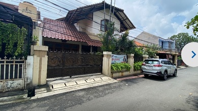 Rumah 2 Lantai Lt331m² Proses Lelang Letak Strategis
