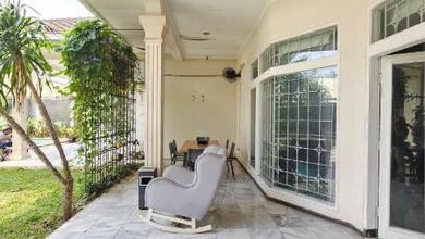 Rumah Nyaman & Strategis Luas 1.057 m² Kawasan Kebayoran Baru