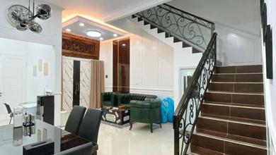 Jual Rumah Megah LT 111 m2 Kawasan Jagakarsa, Jakarta Selatan