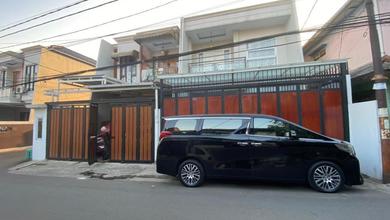 Jual Cepat Rumah Mewah area Jagakarsa, Jakarta Selatan, Luas 111 m2
