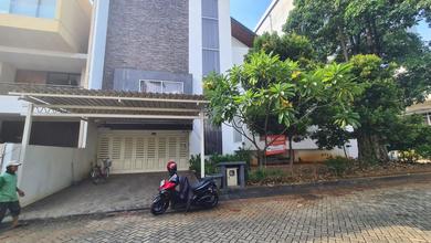 Jual Cepat Rumah Elit di Pantai Indah Kapuk, Jakarta Utara, Luas 534 m2
