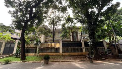 Jual Rumah Cantik Luas 1200 m2 area Pondok Indah, Jakarta Selatan