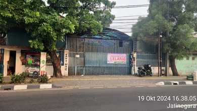 Rumah Modern di Jatinegara, Jakarta Timur, LT 490 m2