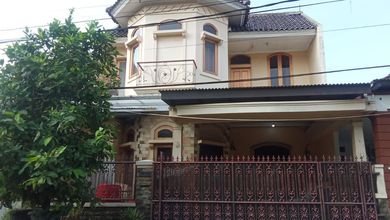 Rumah Modern area Bintaro, Jakarta Selatan, Luas 200 m2