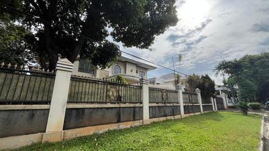 Jual Rumah Megah Luas 1200 m2 Area Pondok Indah, Jakarta Selatan