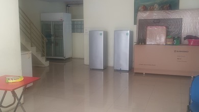 Rumah Mewah Luas 200 m2, di Pluit, Jakarta Utara