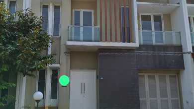 Rumah Siap Huni dengan LT m2 Unfurnished