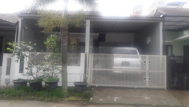 Rumah Elit Luas 105 m2, area Taman Kopo Indah, Bandung