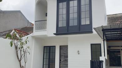 Rumah Premium di BSD Griya Loka, Tangerang, Luas 120 m2