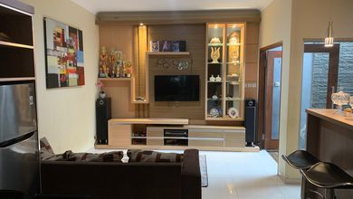 Jual Cepat Rumah Mewah di Gading Serpong, Tangerang, LT 98 m2