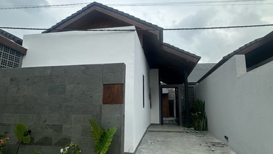 VILLA SANUR JL SEKUTA 3BR SEMI FURNISH SIAP HUNI
