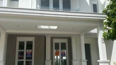 Jual Rumah Cantik Luas 162 m2 di Gading Serpong, Tangerang