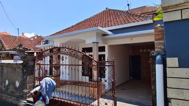 Rumah Sewa Tepat untuk Tinggal dan Kantor Kawasan Kerobokan, Badung