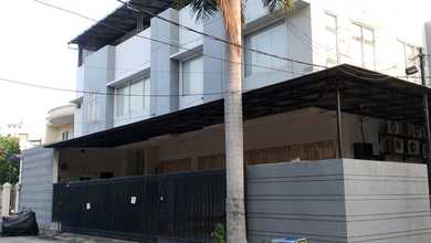 Rumah Di Kartini Sawah Besar Strategis
