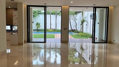 Jual Rumah Siap Tinggal area Kemang, Jakarta Selatan, Luas 570 m2