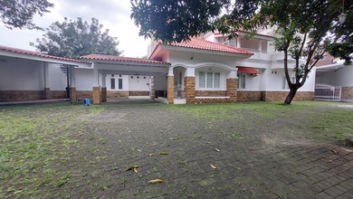 Rumah Modern area Tanjung Barat, Jakarta Selatan, LT 600 m2