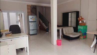 Rumah Modern Luas 99 Jual area Bendungan Hilir, Jakarta Pusat