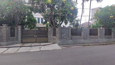 Rumah Eksklusif Luas 1155 m2, area Cilandak, Jakarta Selatan