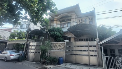 Jual Rumah Eksklusif Luas 239 m2 Area Kayu Putih, Jakarta Timur