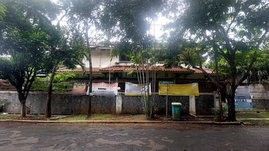 Rumah Modern di Simprug, Jakarta Selatan, LT 400 m2