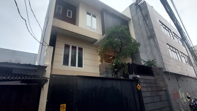 Jual Rumah Bagus Luas 171 m2 di Radio Dalam, Jakarta Selatan