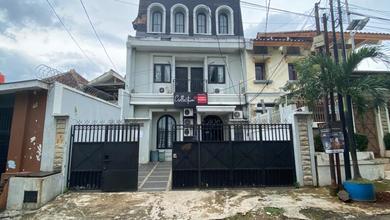 Tinggal Pakai Dijual Cepat Ruang Usaha di Gandaria Kondisi Bagus