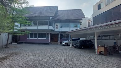 Rumah Modern di Jati Padang, Jakarta Selatan, Luas 500 m2