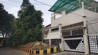 Rumah Modern di Sunter, Jakarta Utara, Luas 1333 m2