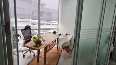 Kantor 70 M2 Mewah Furnished Lokasi Strategis Dekat 