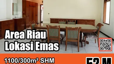 Jual Rumah Eksklusif LT 1100 m2 Area Riau, Bandung