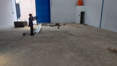 Disewa Gudang Rapi Non Produksi bebas banjir di daan mogot raya masuk Kontainer 40' ft
