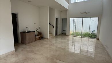 Rumah Sewa Cocok untuk Huni dan Kantor Daerah Metland Puri, Jakarta Barat