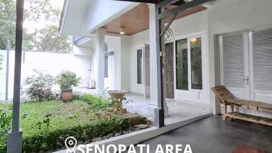 Jual Rumah Bagus Luas 317 m2 area Senopati, Jakarta Selatan