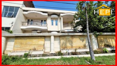 Rumah Elit LT 1200 m2, di Semarang Barat, Semarang