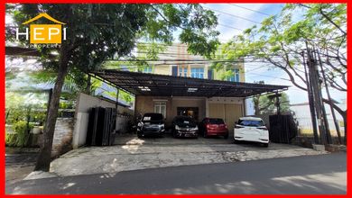Rumah Elit Luas 298 m2, di Tembalang, Semarang